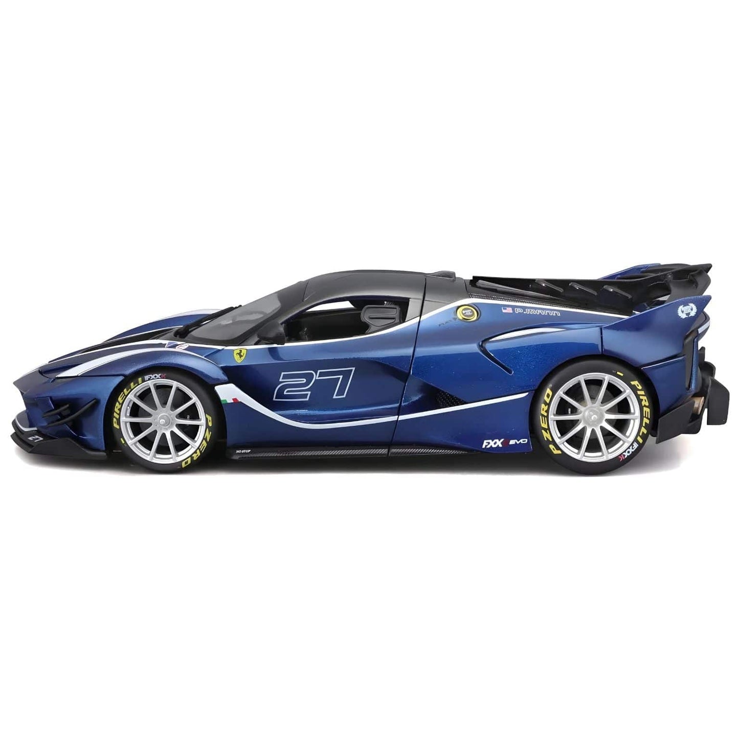 Apresentamos Ferrari FXX K EVO Azul 1/18 com o SKU 681601225 recomendado para + 3 anos