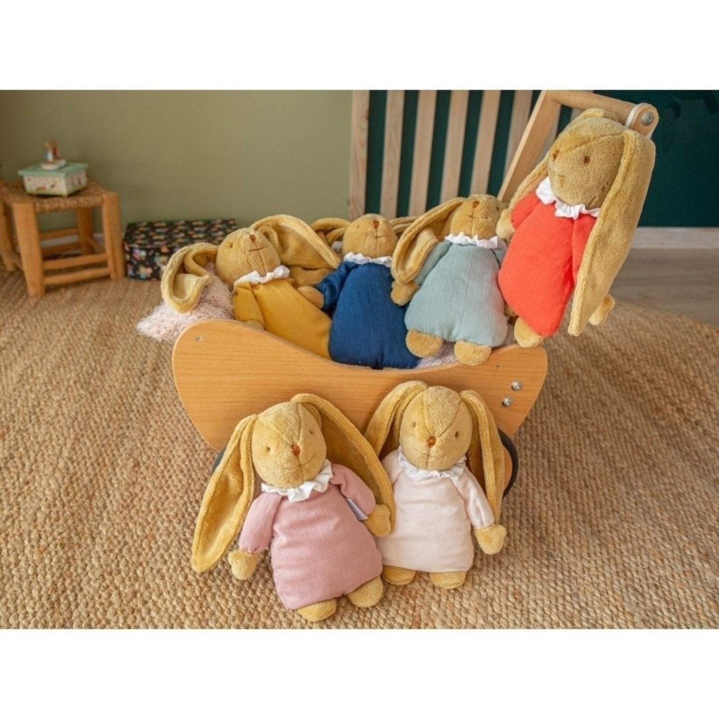 Apresentamos Doudou coelho Azul com chocalho com o SKU 793416523 recomendado para + 0 meses