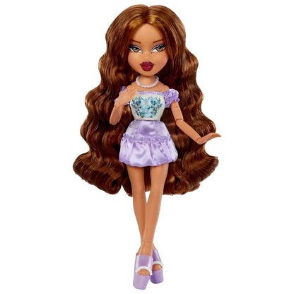 Bratz Goin Out Yasmin para jugar y coleccionar