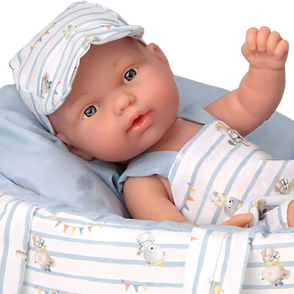 Muñeca Elegance 26 cm con capazo azul en fotografía del juguete