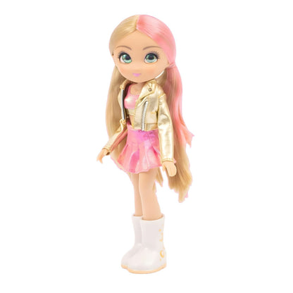 Muñeca Unique Eyes Amy Total Look con ropa y zapatos
