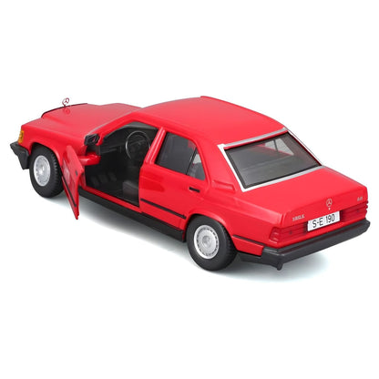 Coche de Juguete Mercedes 190 E 2.6 rojo Bburago con puertas abiertas y embalaje original