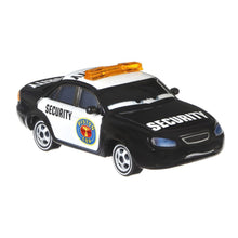 Carrinho Cars Disney Marlon Clutches McKay da Mattel com visual de segurança preto e branco e luz laranja no tejadilho