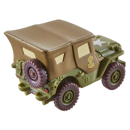 Coche Cars Disney Pixar Sarge en verde militar con mirada expresiva