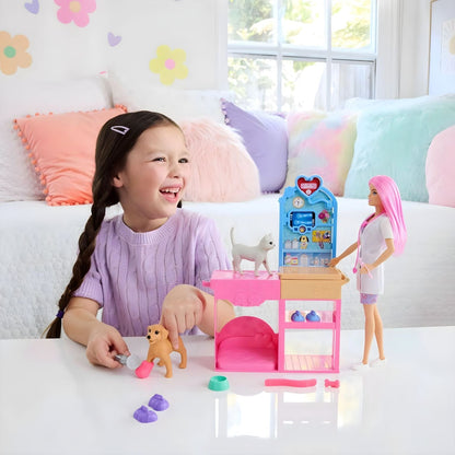 Clínica Veterinaria de la muñeca Barbie con muñeca veterinaria y animales para jugar a la consulta