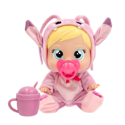 Cry Babies Loving Care Angel sentada, com chupeta cor-de-rosa e copo de beber