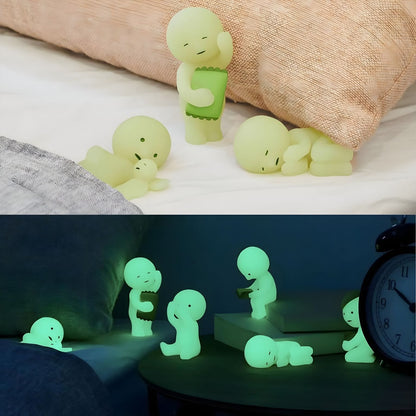 Figura Smiski Cama coleccionable que brilla en la oscuridad