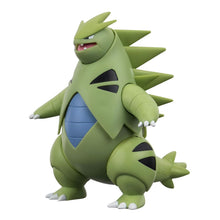 Figura Pokémon Tyranitar verde de frente