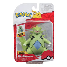 Figura de Batalha Pokémon Tyranitar na embalagem