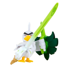 Figura Pokémon Sirfetch'd com escudo verde e lança