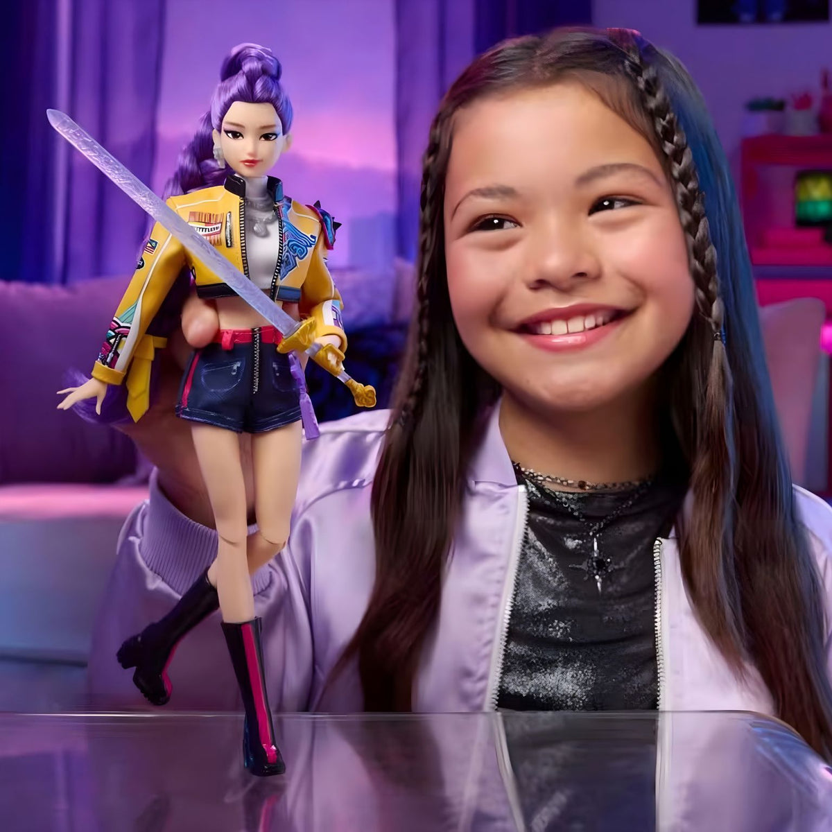 Boneca Rumi KPop Demon Hunters da linha HUNTR/X
