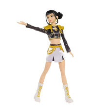Boneca Zoey HUNTR/X com visual Golden de Guerreiras do K-Pop