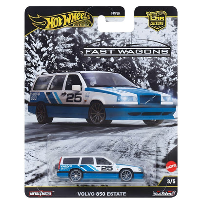 Hot Wheels Volvo 850 Estate, miniatura de coche familiar Volvo con carrocería alargada.