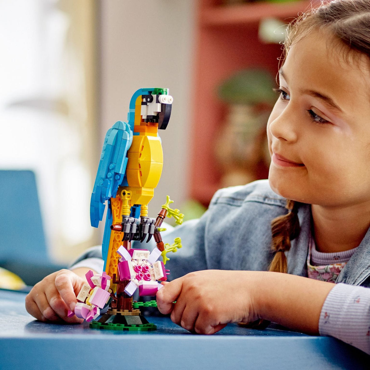 LEGO Creator 3en1 31136 con construcciones de loro, pez y rana