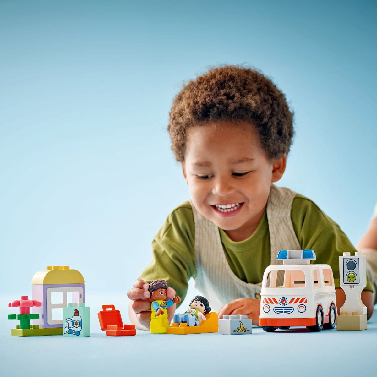 LEGO DUPLO Ambulância e Condutor 10447 – cenário de cuidados e resgate