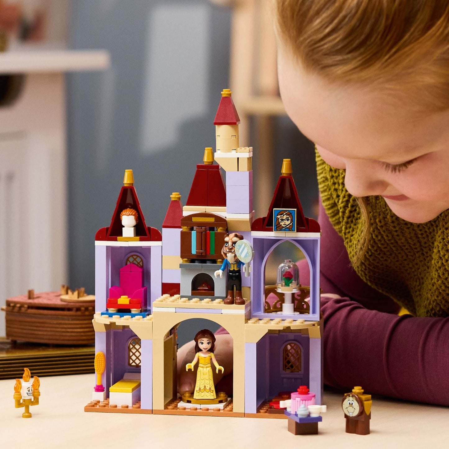 Construção LEGO Disney da Bela e do Monstro para histórias mágicas