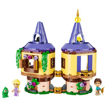 Detalhe do set LEGO Disney Mini Torre da Rapunzel