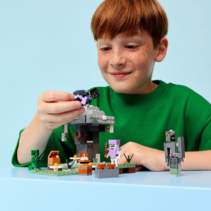 Lego Minecraft El Jardín Pálido set LEGO Minecraft con escenario para aventuras y juego creativo