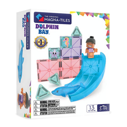 Magna-Tiles Bahía del Delfín con surfista, delfín y paisaje costero