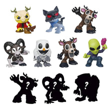 Minifiguras Roblox 99 Nights in the Forest em vista adicional da embalagem