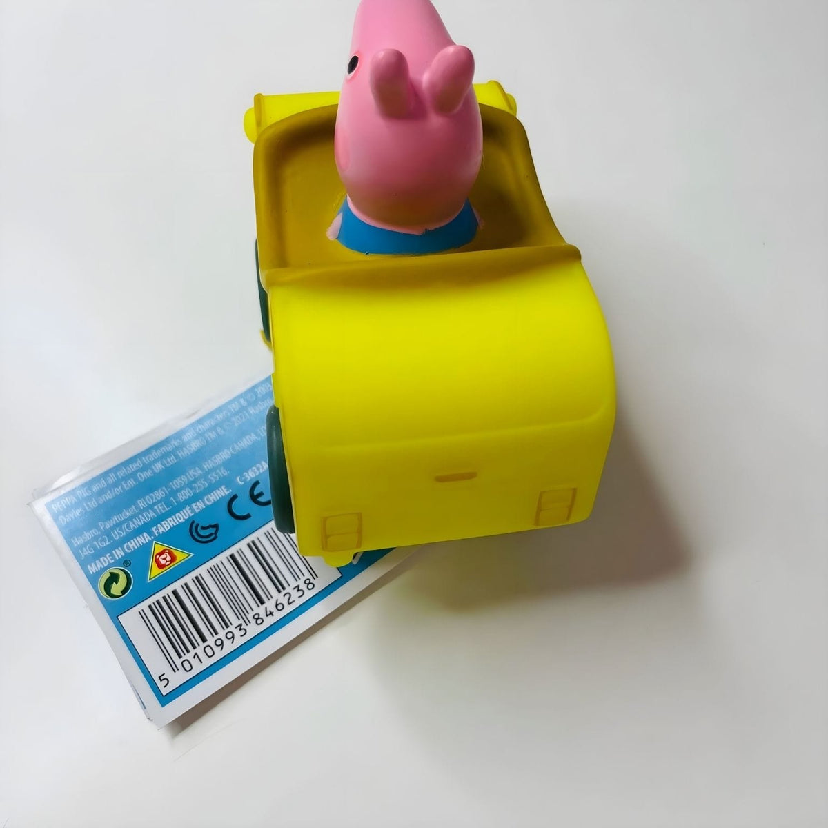 Veículo Peppa Pig George para aventuras de faz de conta