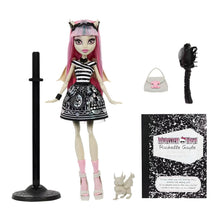 Boneca Monster High Boo-riginal Creeproduction Rochelle Goyle com cabelo rosa e acessórios
