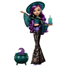 Monster High Moonspell Magic Willow Thorne com inspiração na natureza
