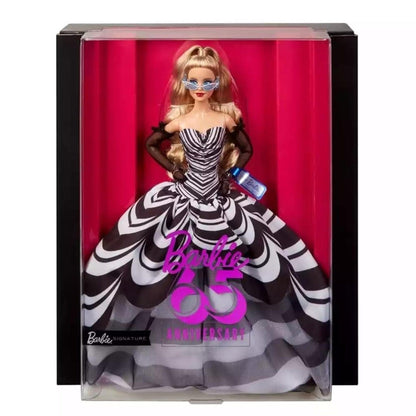 Presentamos Barbie Signature 65º Aniversario con el SKU 771810324 recomendado para + 3 años