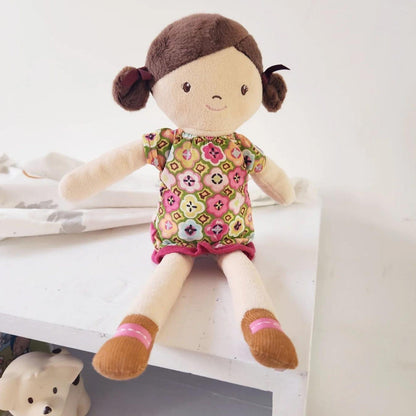 Presentamos Muñeca de Trapo Ivy 33 cm con el SKU 60746324 recomendado para + 0 meses