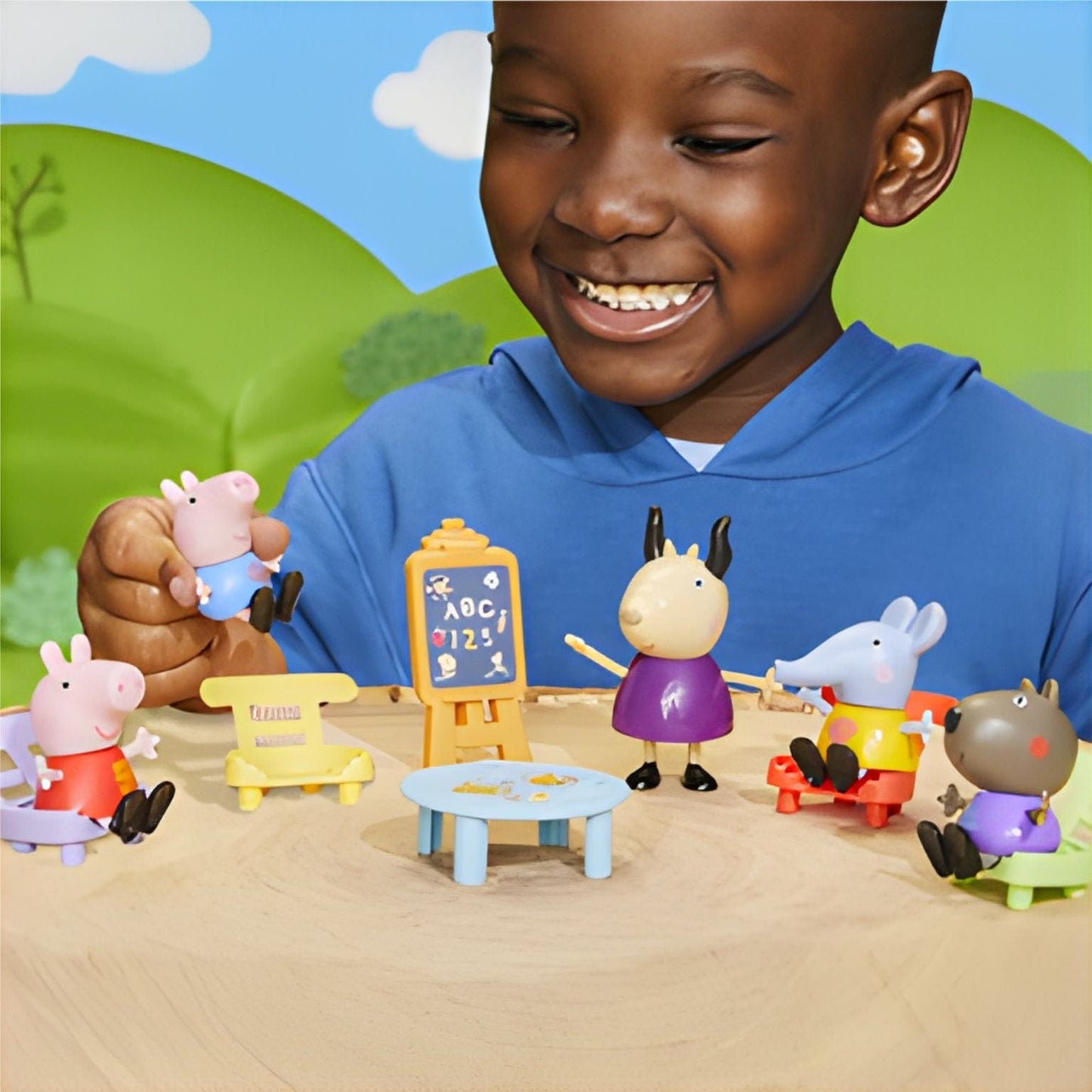 Apresentamos Porquinha Peppa - Peppa vai à escola com o SKU 90886824 recomendado para + 3 anos
