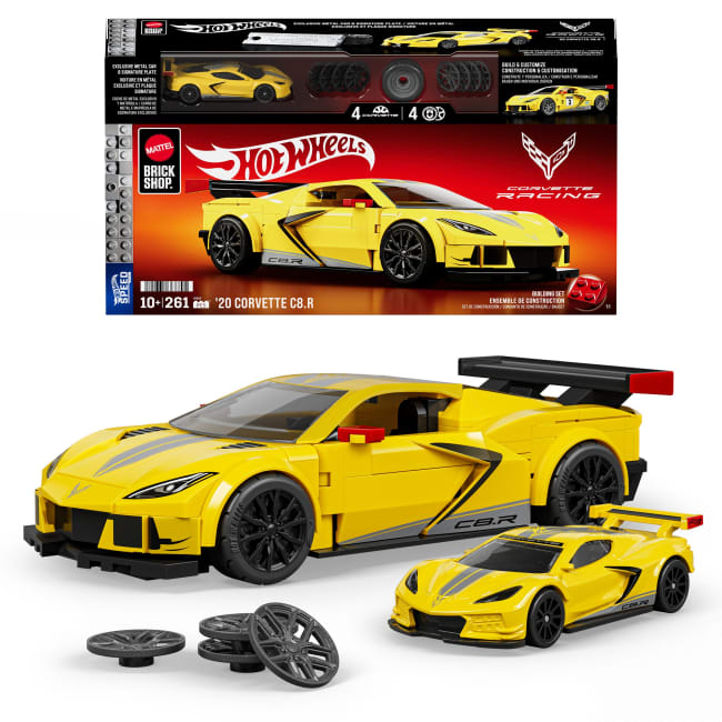 Conjunto Mattel Brick Shop Hot Wheels Corvette C8.R com embalagem, modelo amarelo construído e miniatura metálica.