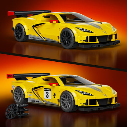 Corvette C8.R amarelo em blocos Mattel Brick Shop, com duas opções de personalização e acabamentos de rodas.