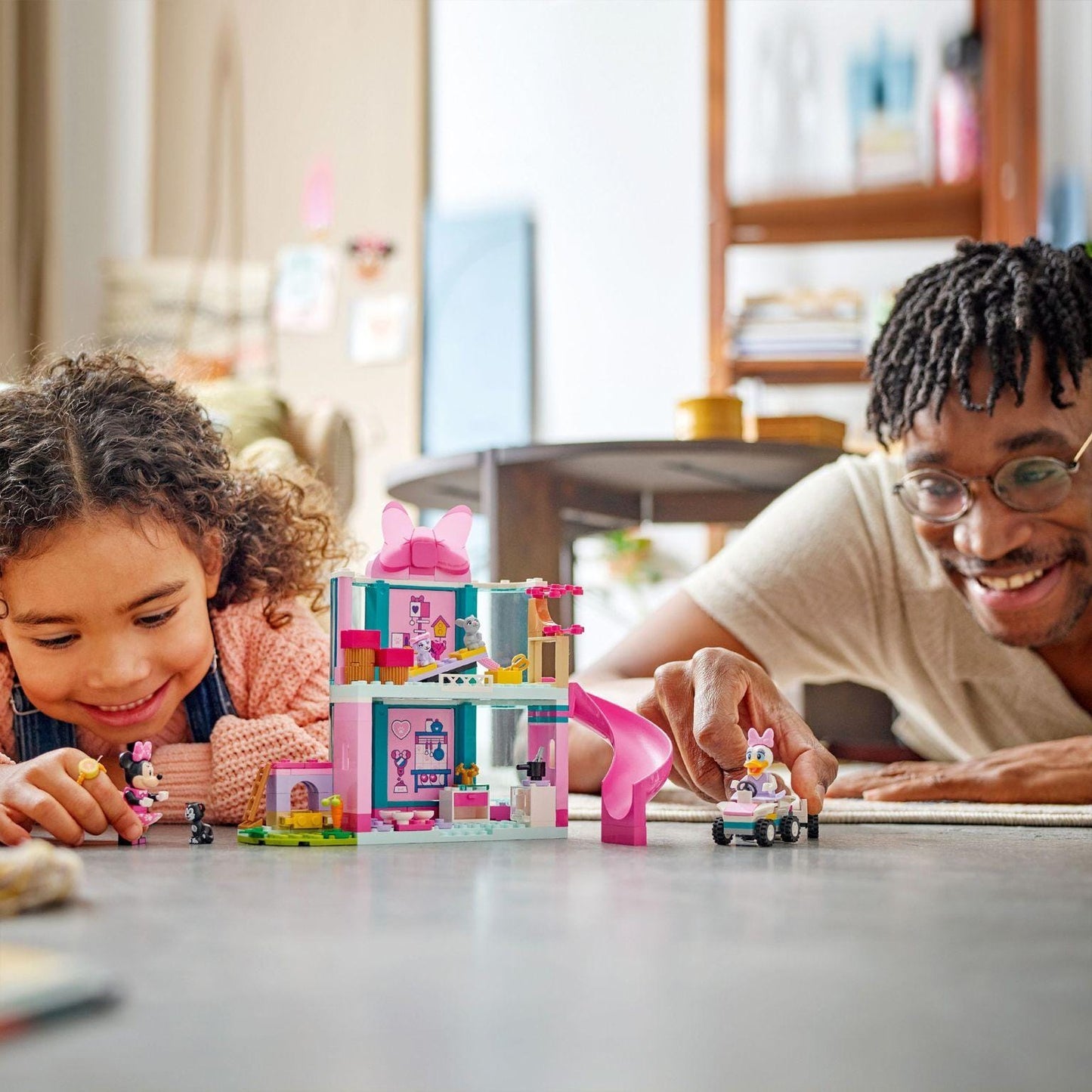 Apresentamos Lego Disney - Hotel de Animais da Minnie com o SKU 664327425 recomendado para + 4 anos