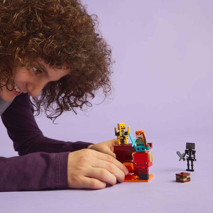 Presentamos Lego Minecraft - La Batalla de la Lava del Nether con el SKU 662126625 recomendado para Lego
