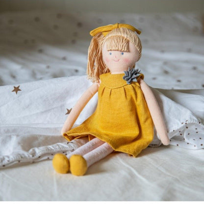 Presentamos Muñeca de Trapo con Vestido mostaza con el SKU 790186222 recomendado para + 0 meses