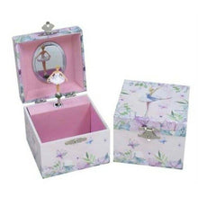 Apresentamos Guarda jóias Bailarina Modelo D com o SKU 192219621 recomendado para + 4 anos